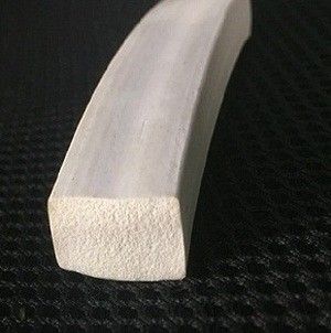 acheter Feuille auto-adhésive d'éponge de silicone à moitié autour de la surface douce de bande en caoutchouc online manufacture